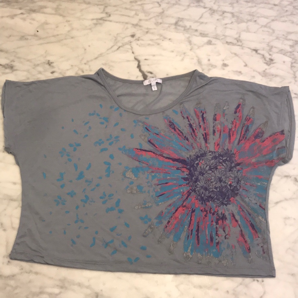 DELIA’S flowy crop top